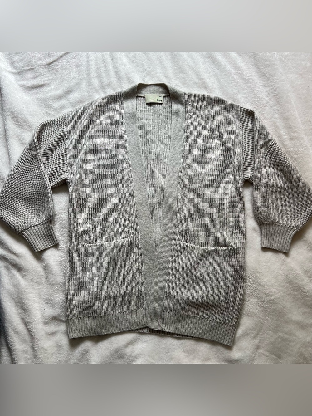 Aritzia Wilfred Merino Wool Unwind Light Gray Open Cardigan Knit Sweater